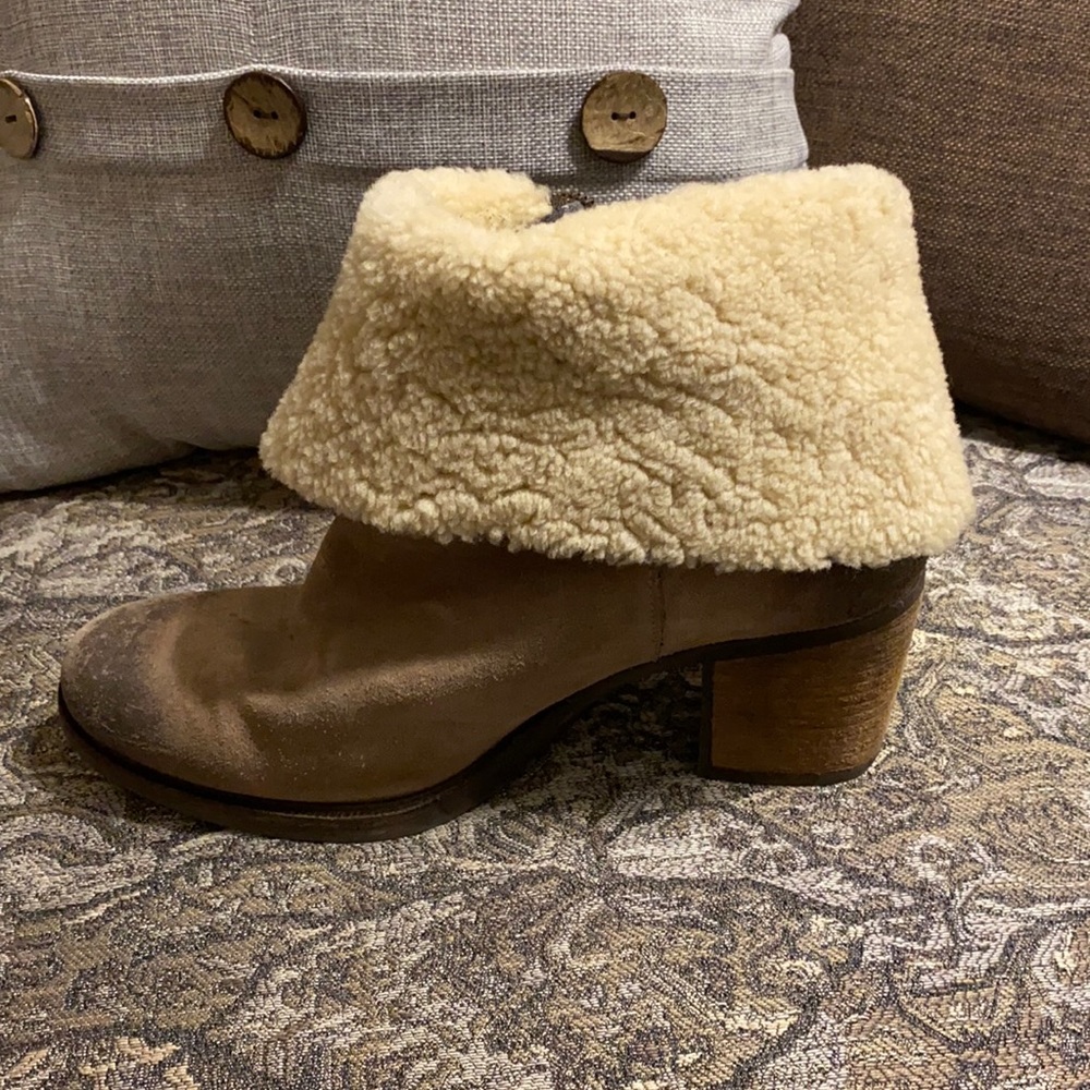 Size 10 brown sheep skin leather fold over zip ankle boot.